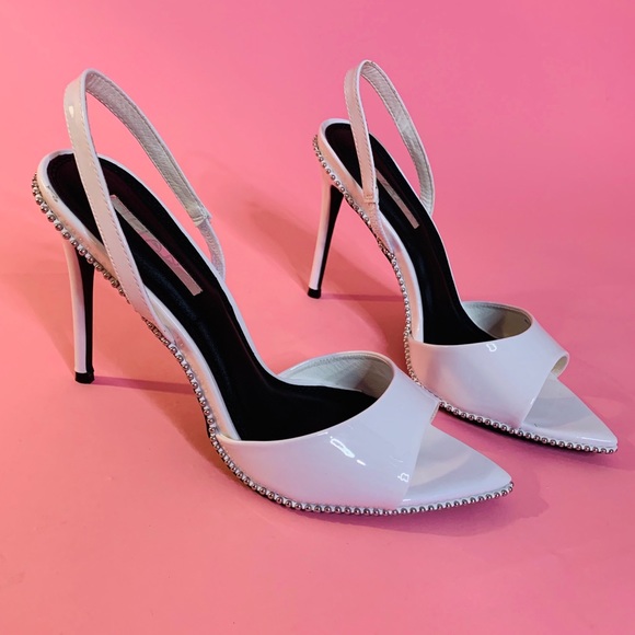 So Classy White Slingback Sexy Heels - BOUTIQUE - Picture 2 of 5